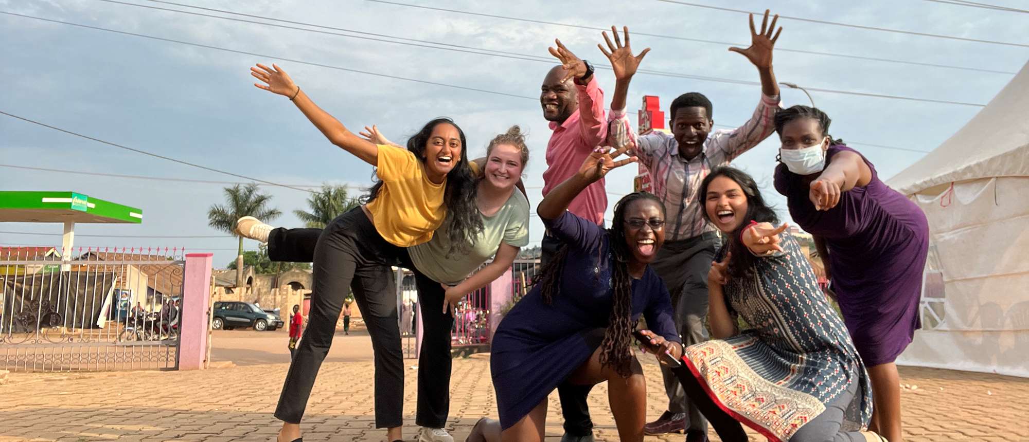 Transformative research collaborations in Uganda prepare ӰԺ students as future global health leaders